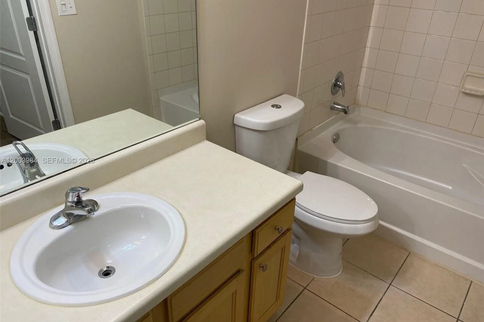 6001 Sw 70th St 342, South Miami, Florida 33143, South Miami, Florida 33143, 2 Bedrooms Bedrooms, ,2 BathroomsBathrooms,Residential Lease,For Rent,6001 Sw 70th St 342, South Miami, Florida 33143,A12003984