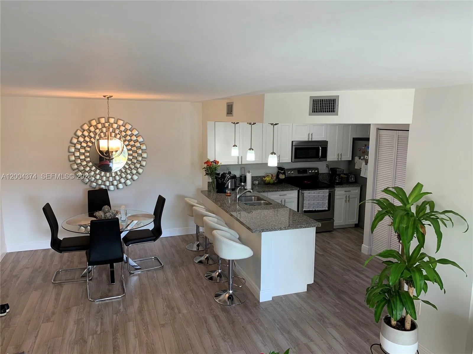 8660 Sw 212th St 305, Cutler Bay, Florida 33189, Cutler Bay, Florida 33189, 1 Bedroom Bedrooms, ,1 BathroomBathrooms,Residential Lease,For Rent,8660 Sw 212th St 305, Cutler Bay, Florida 33189,A12004374