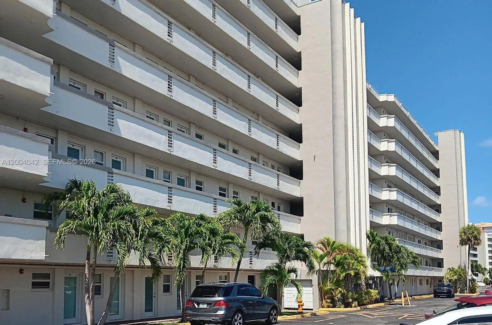 1075 Ne Miami Gardens Dr 306, Miami, Florida 33179, Miami, Florida 33179, 1 Bedroom Bedrooms, ,1 BathroomBathrooms,Residential,For Sale,1075 Ne Miami Gardens Dr 306, Miami, Florida 33179,A12004042