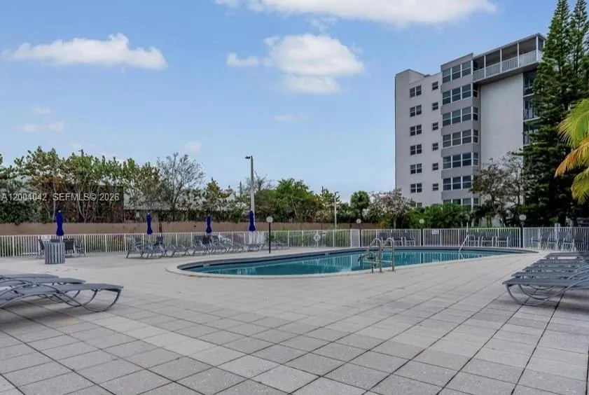 1075 Ne Miami Gardens Dr 306, Miami, Florida 33179, Miami, Florida 33179, 1 Bedroom Bedrooms, ,1 BathroomBathrooms,Residential,For Sale,1075 Ne Miami Gardens Dr 306, Miami, Florida 33179,A12004042