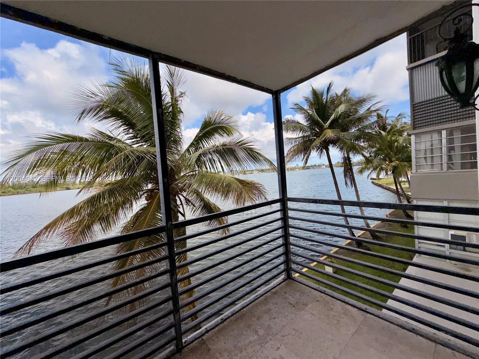 1075 Ne Miami Gardens Dr 306, Miami, Florida 33179, Miami, Florida 33179, 1 Bedroom Bedrooms, ,1 BathroomBathrooms,Residential,For Sale,1075 Ne Miami Gardens Dr 306, Miami, Florida 33179,A12004042