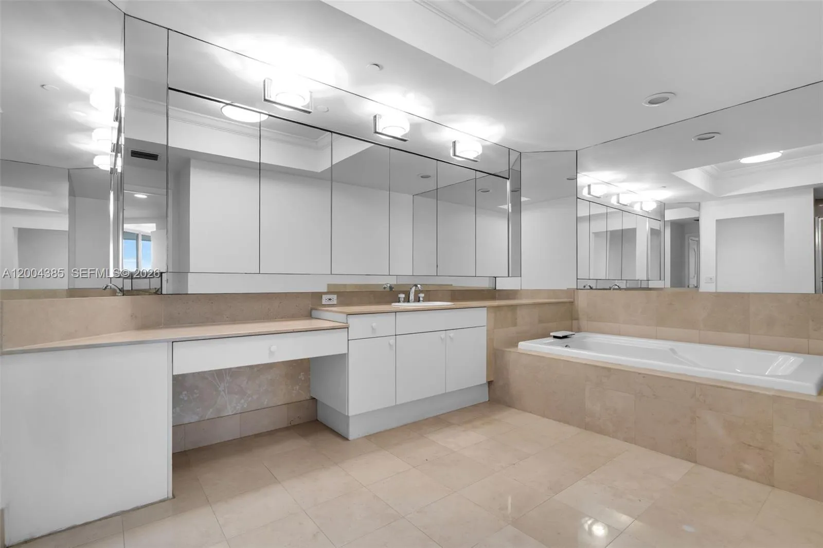 21150 E Point Pl 904, Aventura, Florida 33180, Aventura, Florida 33180, 3 Bedrooms Bedrooms, ,3 BathroomsBathrooms,Residential,For Sale,21150 E Point Pl 904, Aventura, Florida 33180,A12004385