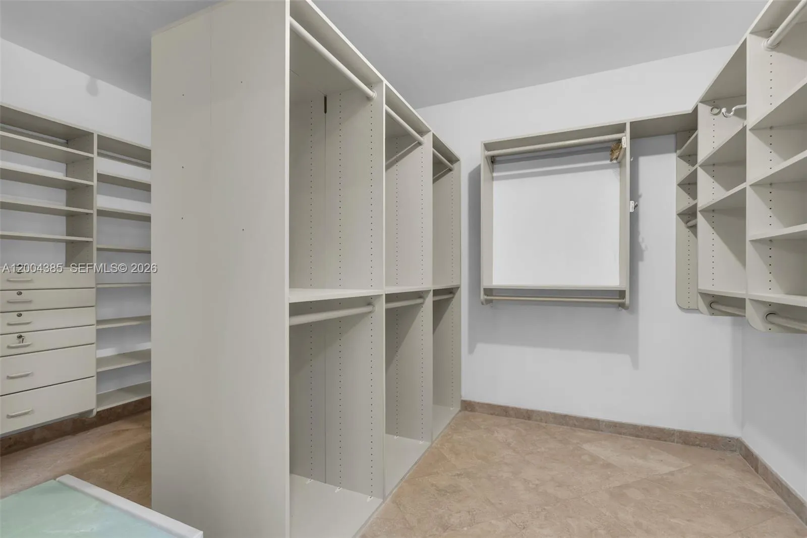 21150 E Point Pl 904, Aventura, Florida 33180, Aventura, Florida 33180, 3 Bedrooms Bedrooms, ,3 BathroomsBathrooms,Residential,For Sale,21150 E Point Pl 904, Aventura, Florida 33180,A12004385