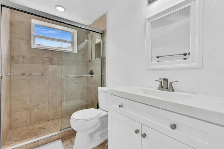 10000 E Bay Harbor Dr 12, Bay Harbor Islands, Florida 33154