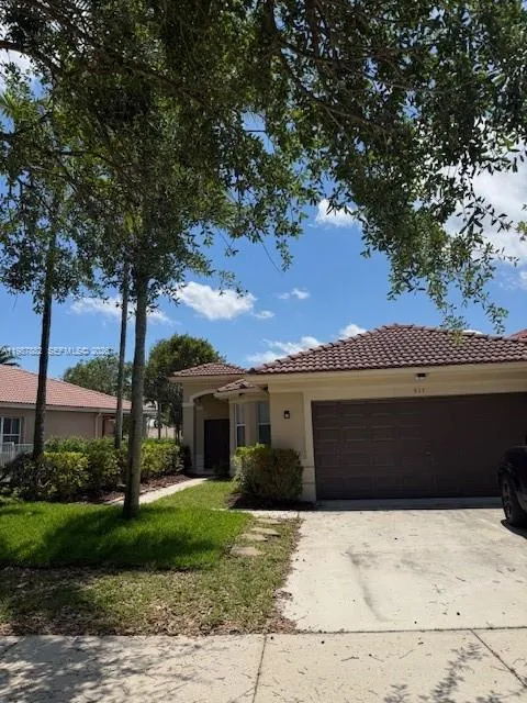 513 Live Oak Ln, Weston, Florida 33327, Weston, Florida 33327, 3 Bedrooms Bedrooms, ,2 BathroomsBathrooms,Residential Lease,For Rent,513 Live Oak Ln, Weston, Florida 33327,A11987882