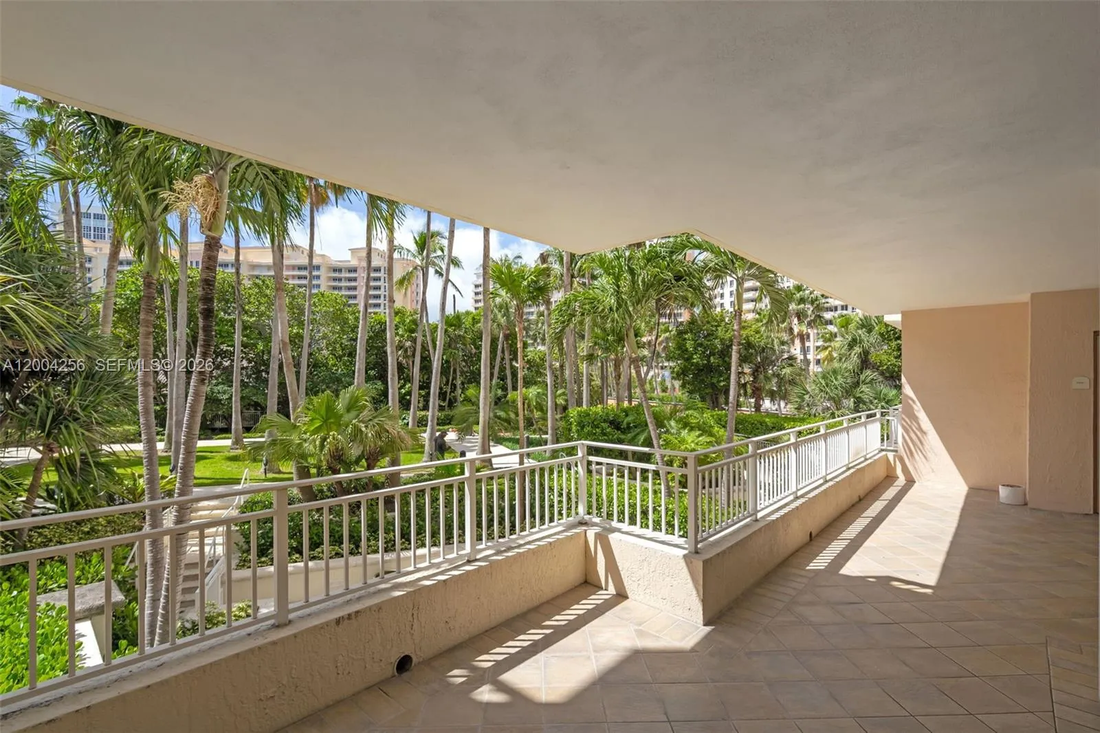 791 Crandon Blvd 302, Key Biscayne, Florida 33149, Key Biscayne, Florida 33149, 3 Bedrooms Bedrooms, ,3 BathroomsBathrooms,Residential,For Sale,791 Crandon Blvd 302, Key Biscayne, Florida 33149,A12004256