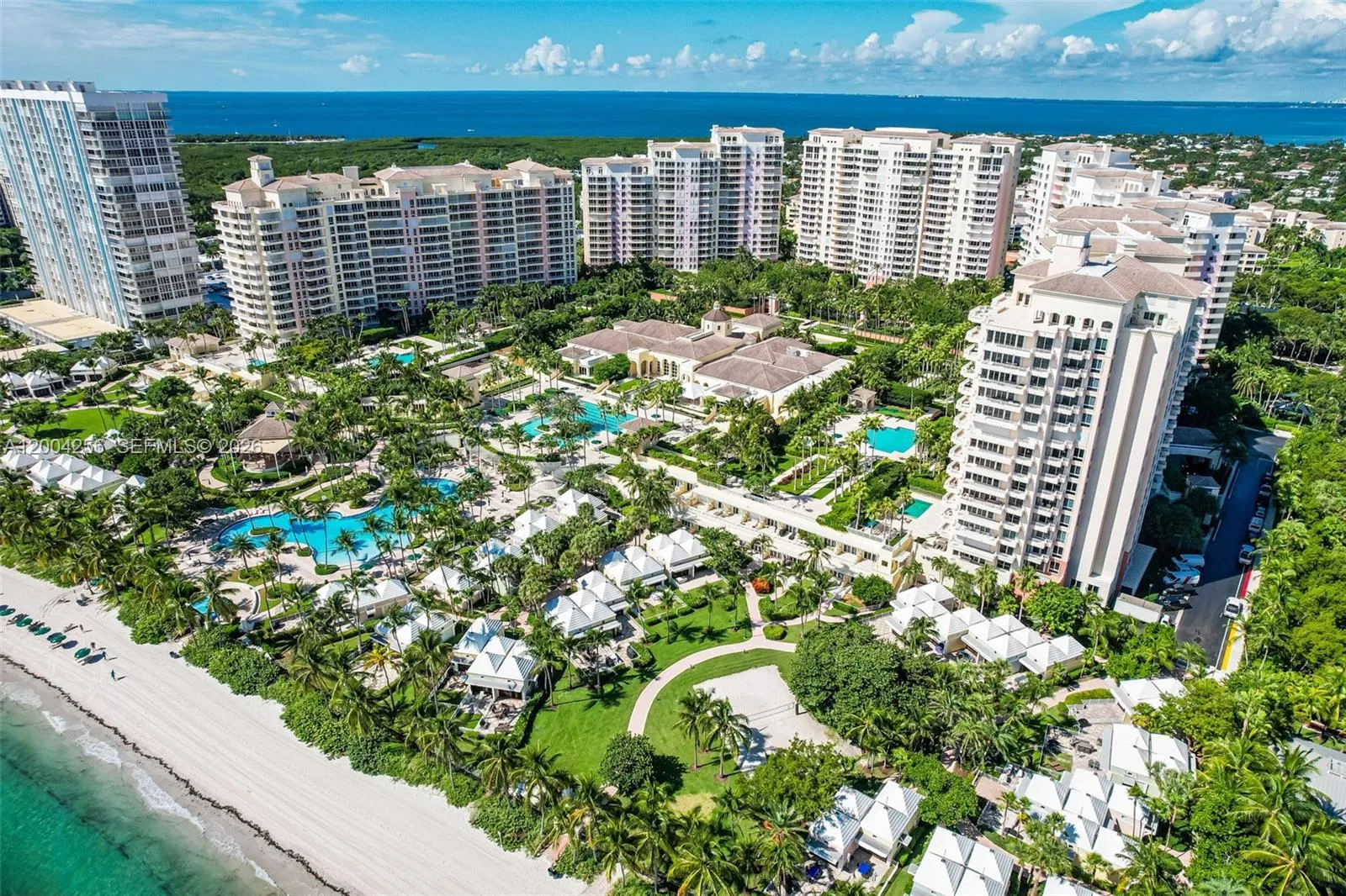 791 Crandon Blvd 302, Key Biscayne, Florida 33149, Key Biscayne, Florida 33149, 3 Bedrooms Bedrooms, ,3 BathroomsBathrooms,Residential,For Sale,791 Crandon Blvd 302, Key Biscayne, Florida 33149,A12004256