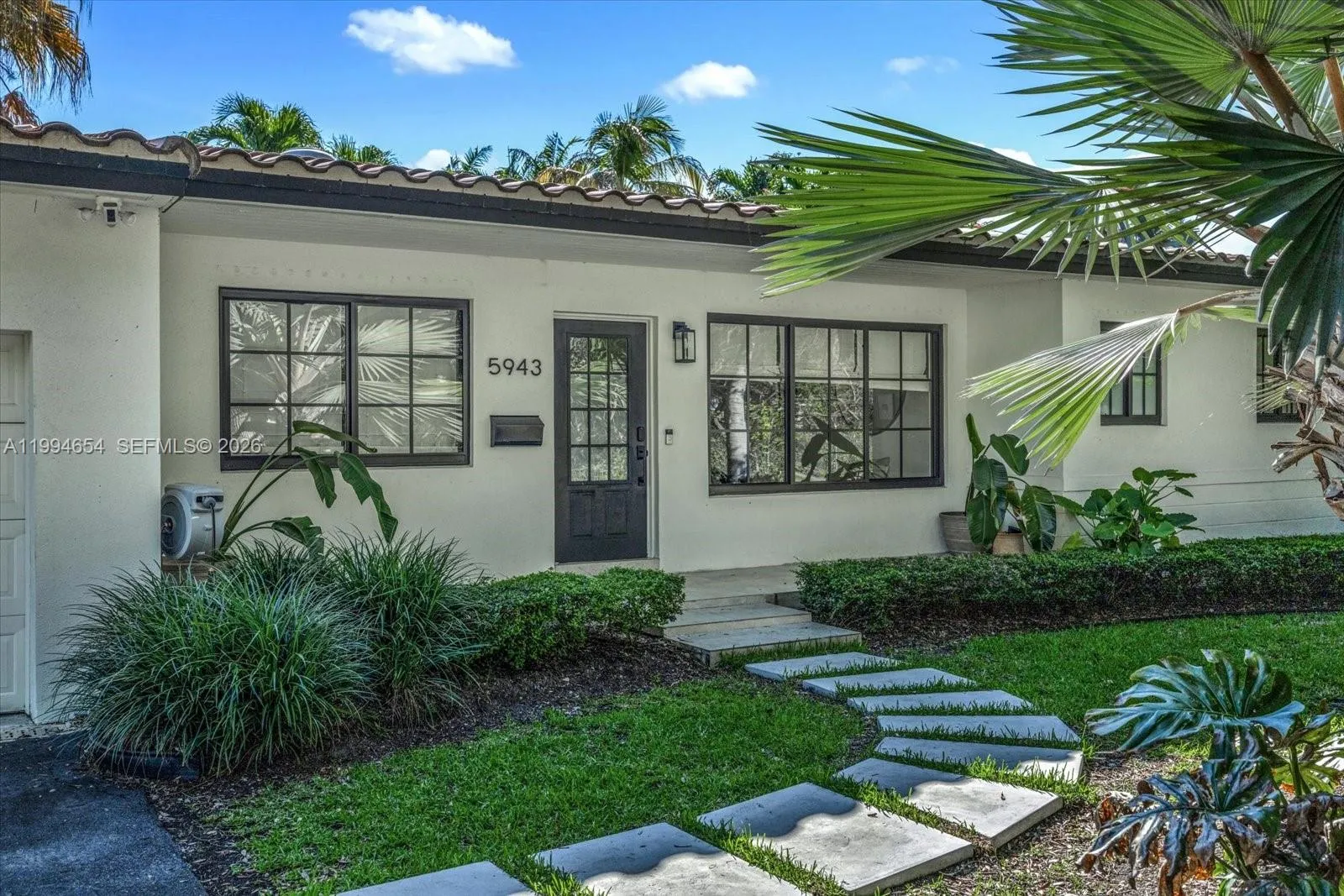 South Miami, Florida 33143, South Miami, Florida 33143, 3 Bedrooms Bedrooms, ,2 BathroomsBathrooms,Residential,For Sale, South Miami, Florida 33143,A11994654