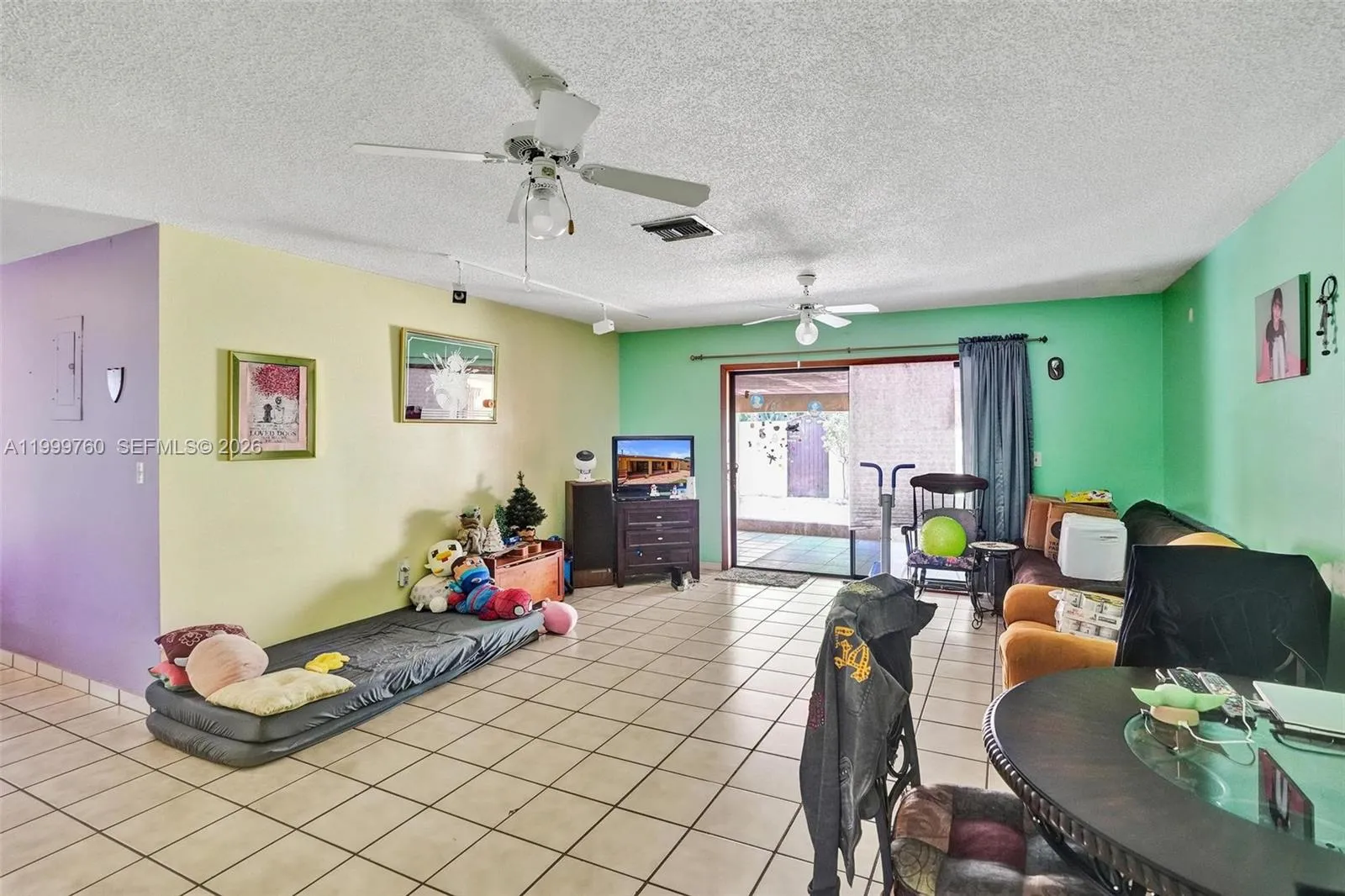 8618 Sw 148th Pl, Miami, Florida 33193, Miami, Florida 33193, 3 Bedrooms Bedrooms, ,2 BathroomsBathrooms,Residential,For Sale,8618 Sw 148th Pl, Miami, Florida 33193,A11999760