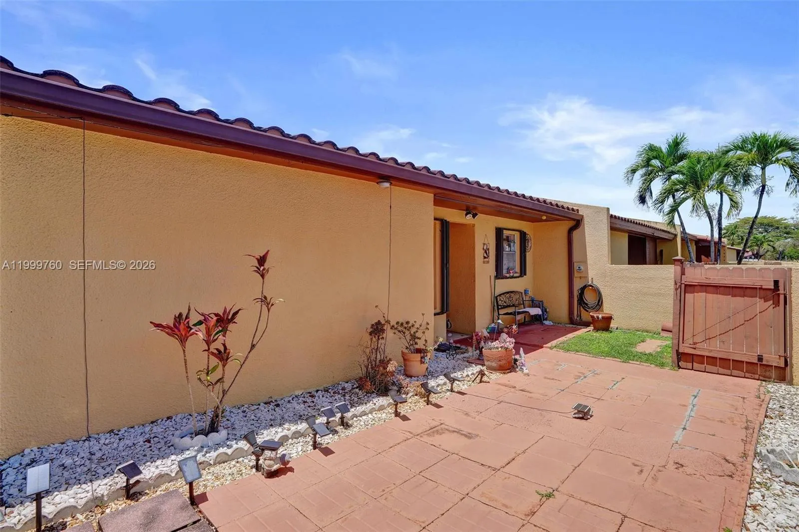 8618 Sw 148th Pl, Miami, Florida 33193, Miami, Florida 33193, 3 Bedrooms Bedrooms, ,2 BathroomsBathrooms,Residential,For Sale,8618 Sw 148th Pl, Miami, Florida 33193,A11999760