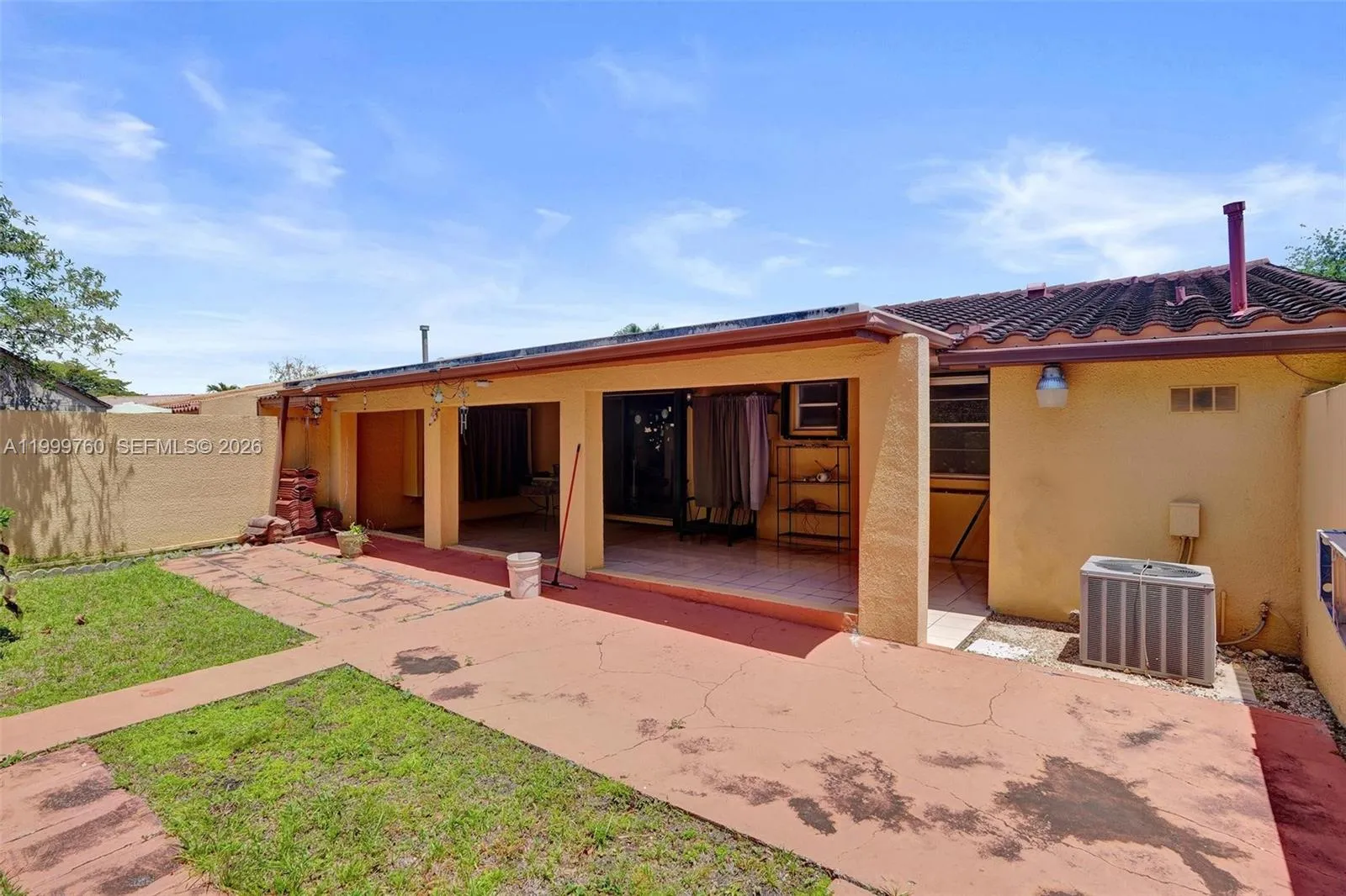 8618 Sw 148th Pl, Miami, Florida 33193, Miami, Florida 33193, 3 Bedrooms Bedrooms, ,2 BathroomsBathrooms,Residential,For Sale,8618 Sw 148th Pl, Miami, Florida 33193,A11999760