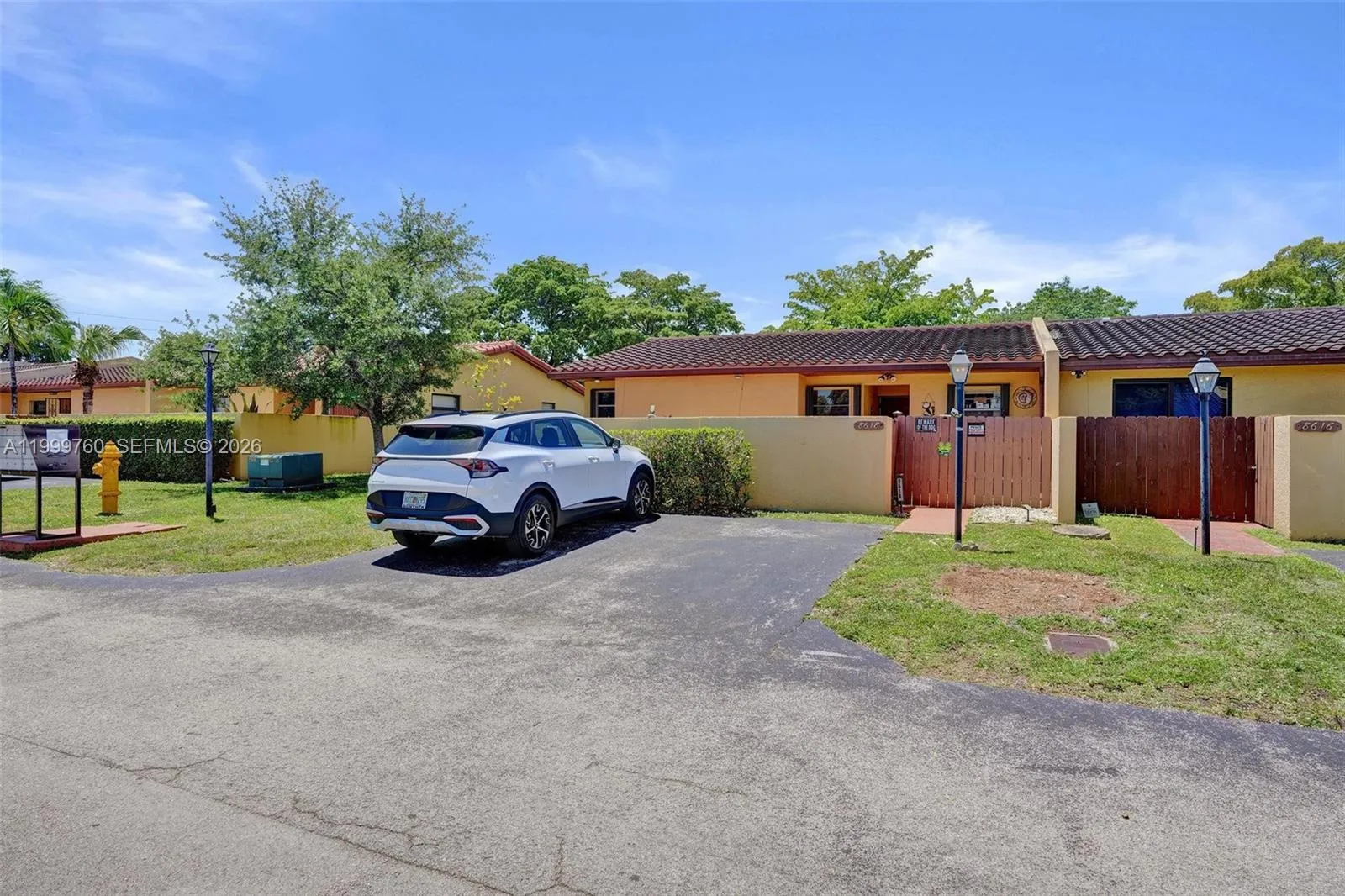 8618 Sw 148th Pl, Miami, Florida 33193, Miami, Florida 33193, 3 Bedrooms Bedrooms, ,2 BathroomsBathrooms,Residential,For Sale,8618 Sw 148th Pl, Miami, Florida 33193,A11999760