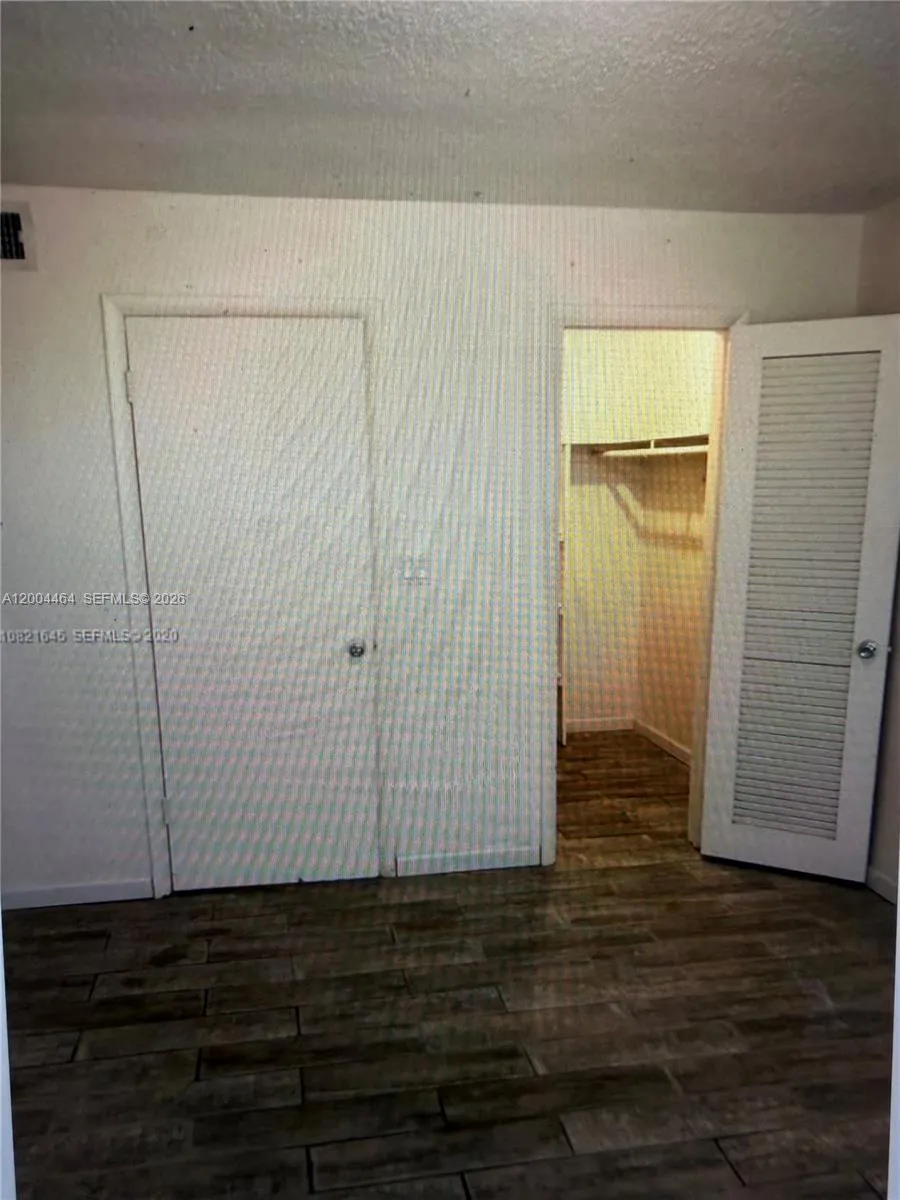 2415 Lincoln St 305, Hollywood, Florida 33020, Hollywood, Florida 33020, 1 Bedroom Bedrooms, ,1 BathroomBathrooms,Residential Lease,For Rent,2415 Lincoln St 305, Hollywood, Florida 33020,A12004464