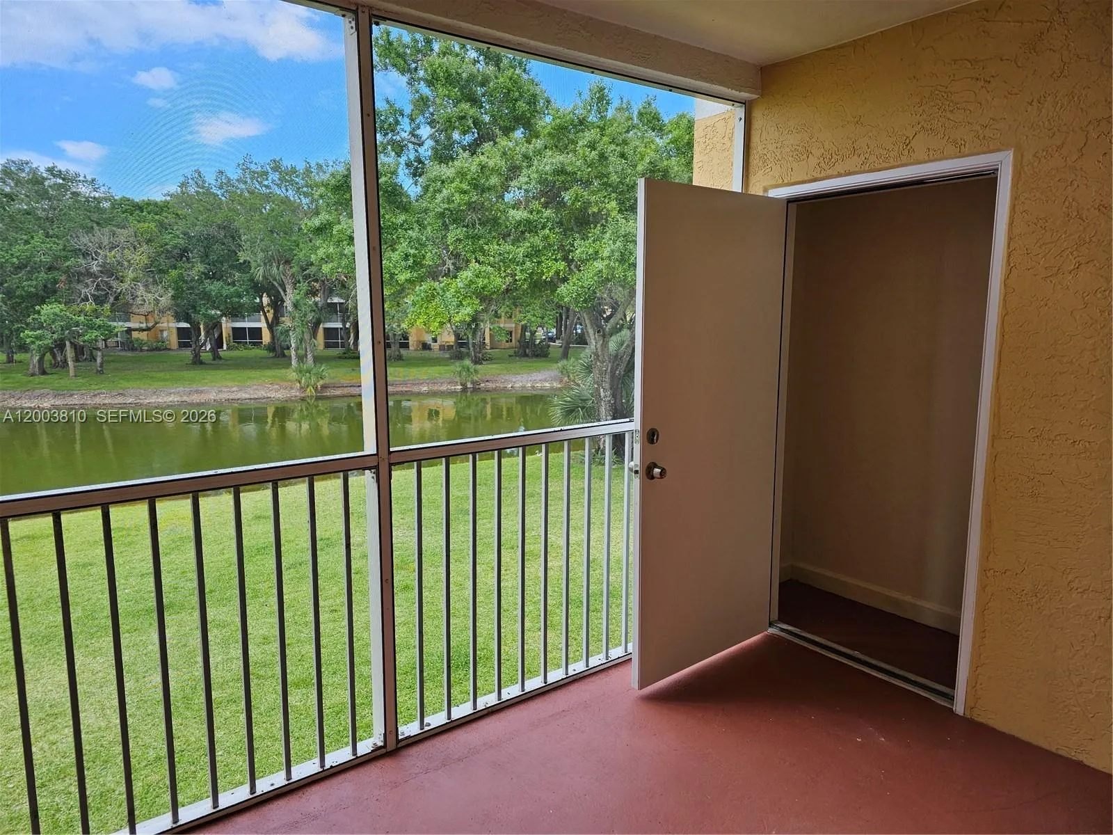 Oakland Park, Florida 33309, 2 Bedrooms Bedrooms, ,2 BathroomsBathrooms,Residential Lease,For Rent,A12003810