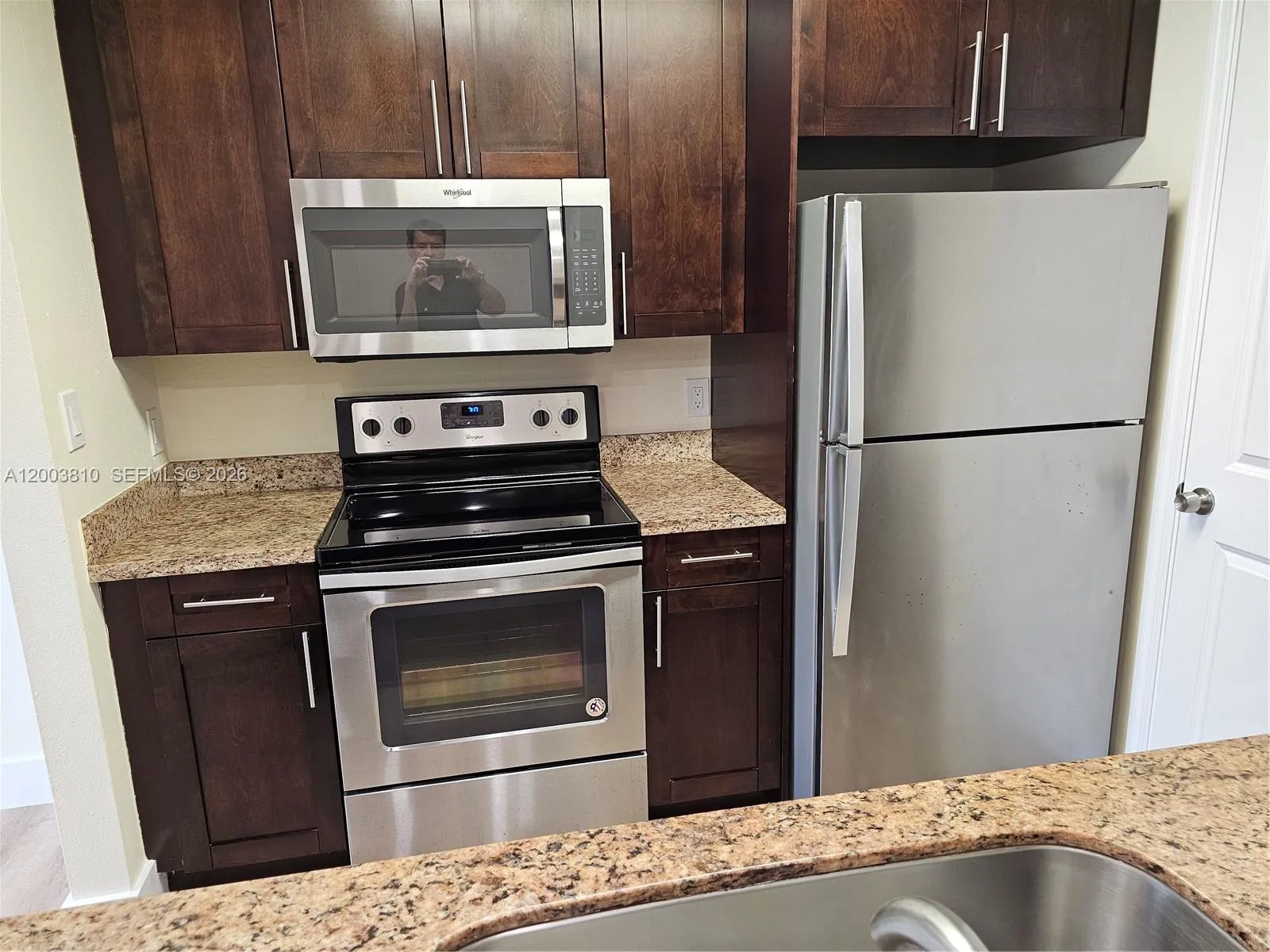 Oakland Park, Florida 33309, 2 Bedrooms Bedrooms, ,2 BathroomsBathrooms,Residential Lease,For Rent,A12003810