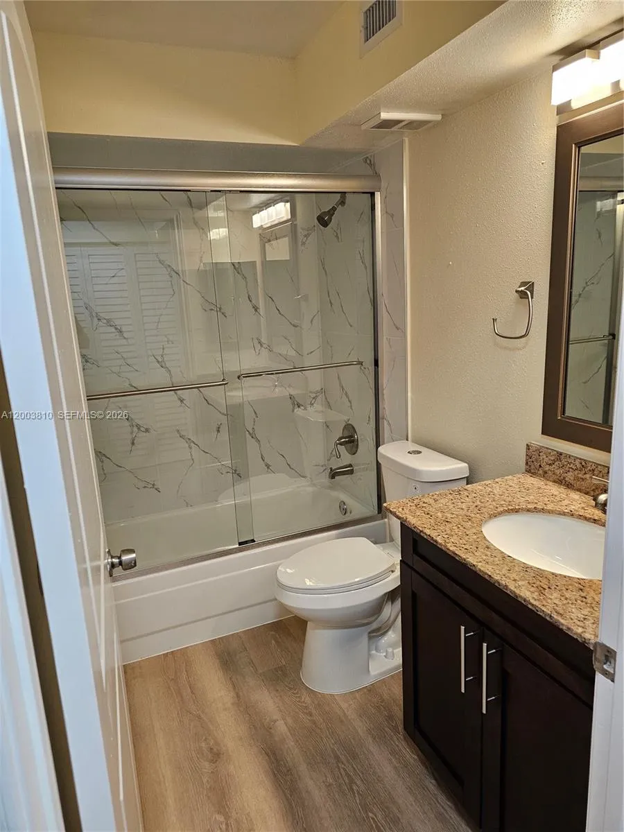 Oakland Park, Florida 33309, 2 Bedrooms Bedrooms, ,2 BathroomsBathrooms,Residential Lease,For Rent,A12003810