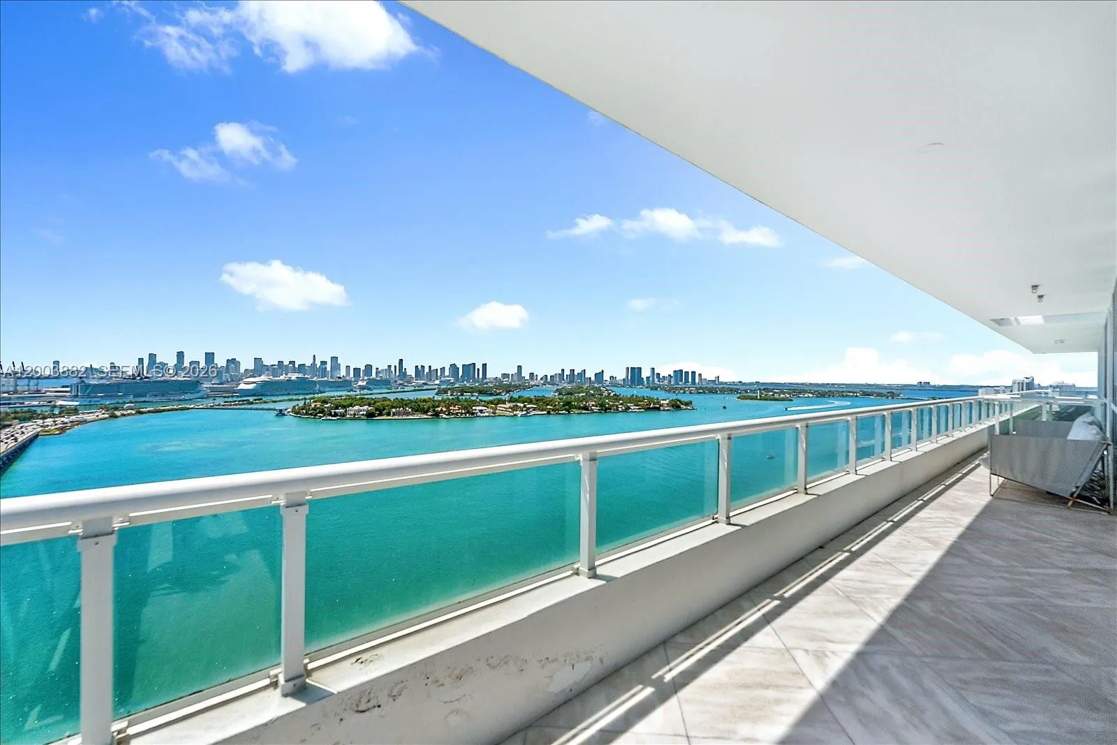 520 West Ave 2101, Miami Beach, Florida 33139, Miami Beach, Florida 33139, 3 Bedrooms Bedrooms, ,3 BathroomsBathrooms,Residential,For Sale,520 West Ave 2101, Miami Beach, Florida 33139,A12003882