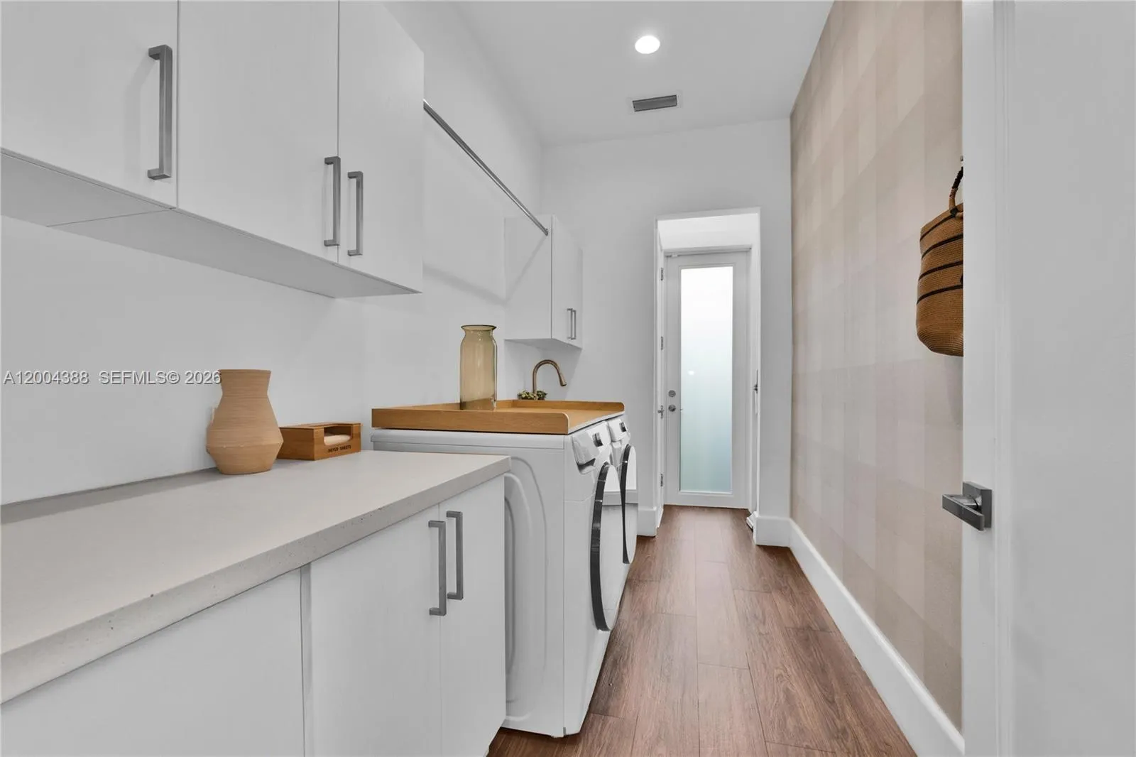 918 Santiago St, Coral Gables, Florida 33134, Coral Gables, Florida 33134, 4 Bedrooms Bedrooms, ,3 BathroomsBathrooms,Residential,For Sale,918 Santiago St, Coral Gables, Florida 33134,A12004388