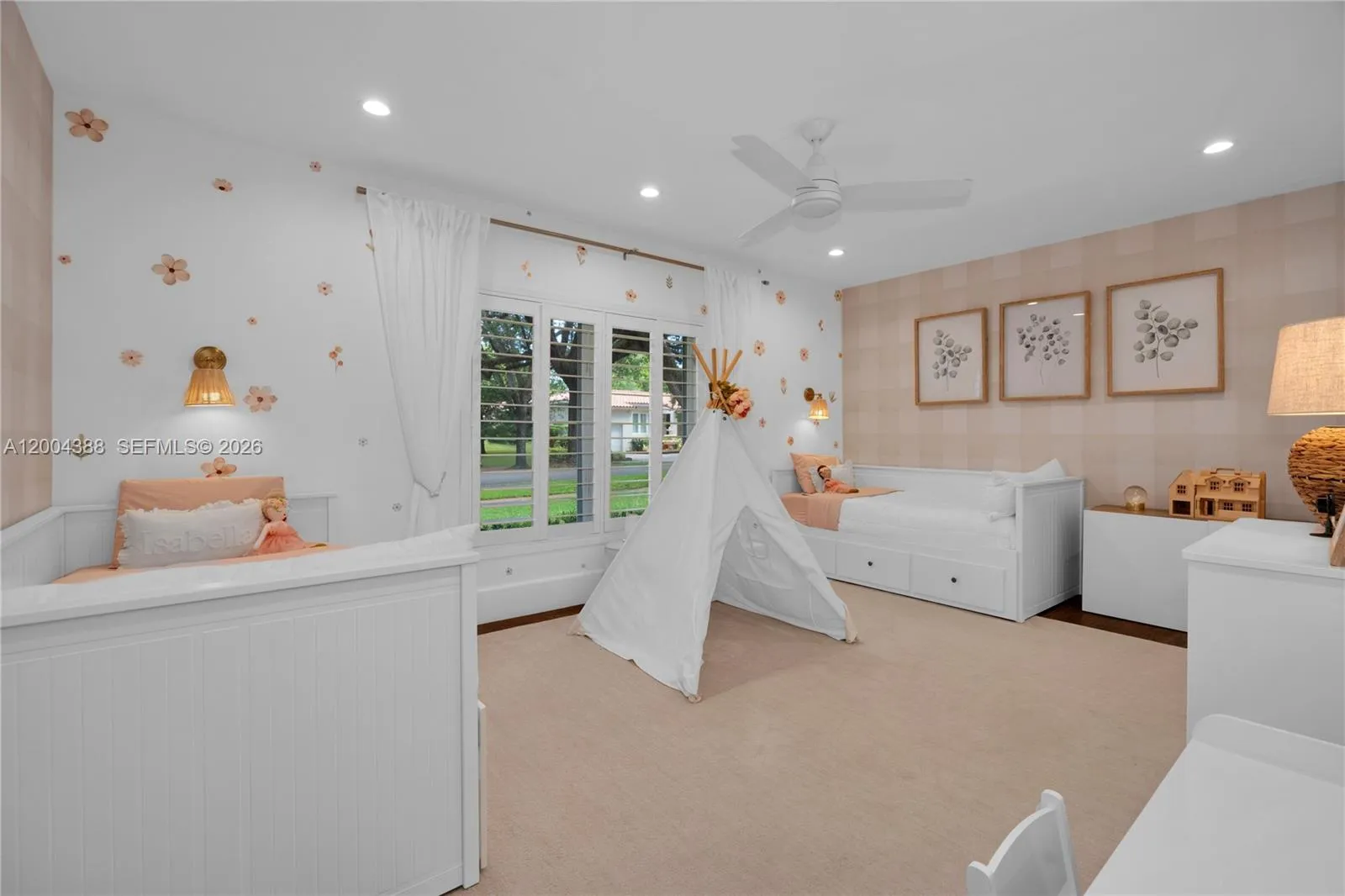 918 Santiago St, Coral Gables, Florida 33134, Coral Gables, Florida 33134, 4 Bedrooms Bedrooms, ,3 BathroomsBathrooms,Residential,For Sale,918 Santiago St, Coral Gables, Florida 33134,A12004388