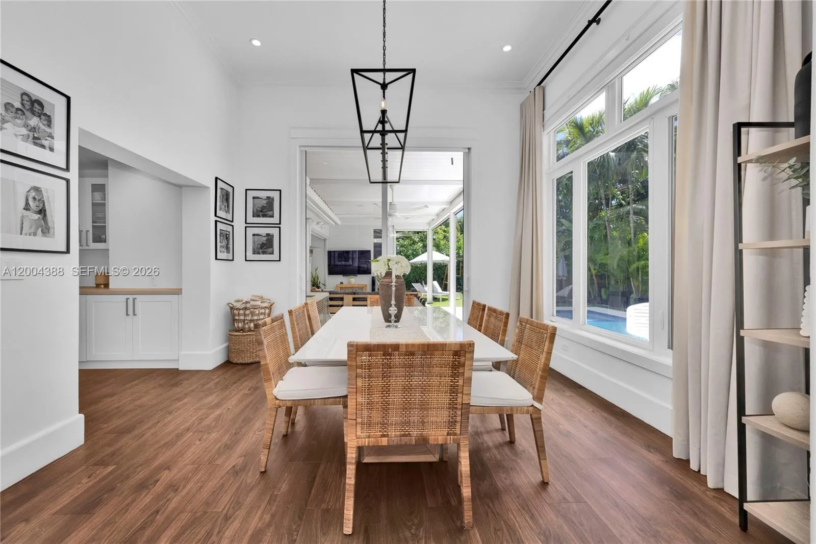 918 Santiago St, Coral Gables, Florida 33134, Coral Gables, Florida 33134, 4 Bedrooms Bedrooms, ,3 BathroomsBathrooms,Residential,For Sale,918 Santiago St, Coral Gables, Florida 33134,A12004388