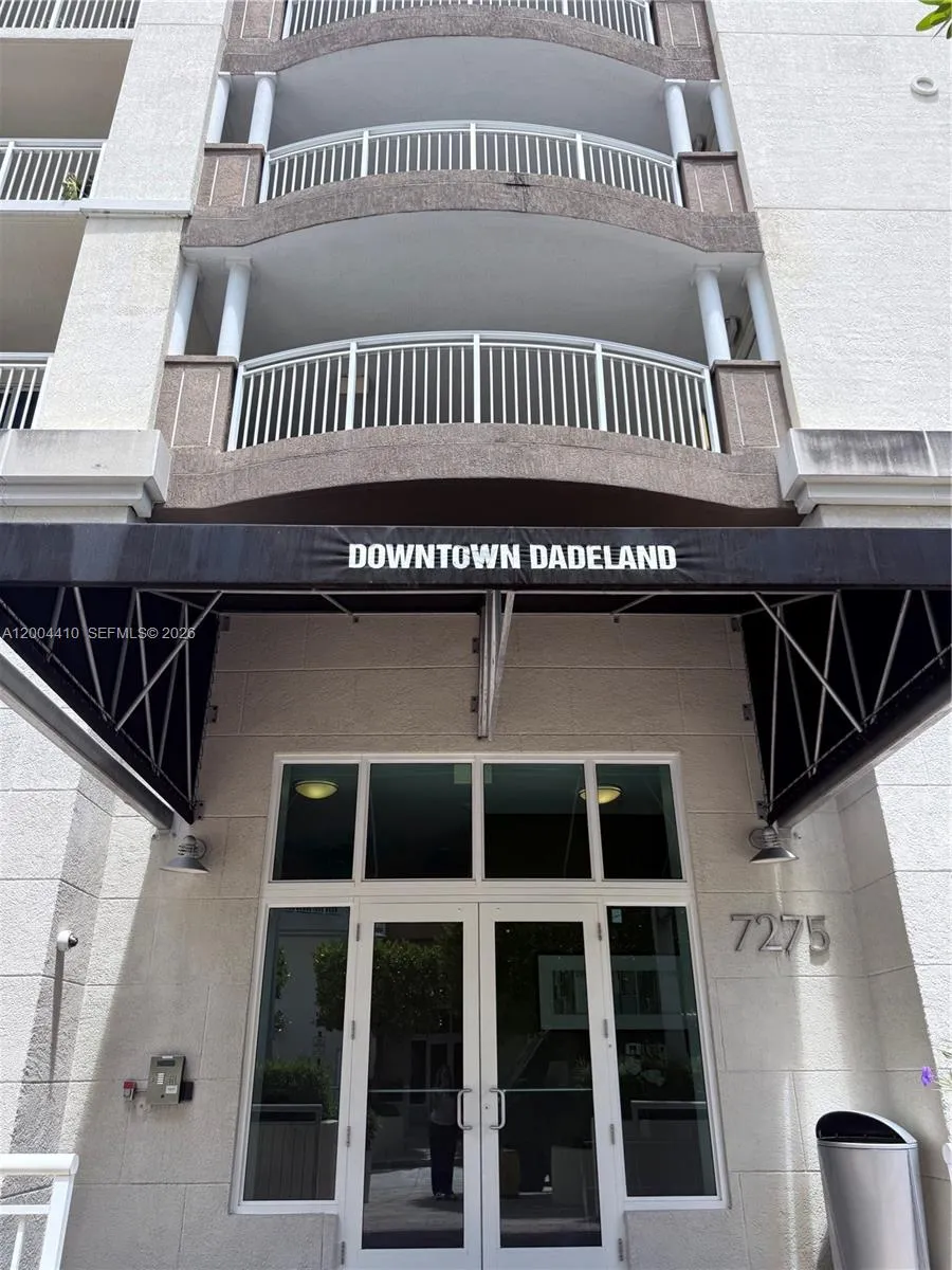 7275 Sw 89th St B416, Miami, Florida 33156, Miami, Florida 33156, 2 Bedrooms Bedrooms, ,2 BathroomsBathrooms,Residential Lease,For Rent,7275 Sw 89th St B416, Miami, Florida 33156,A12004410
