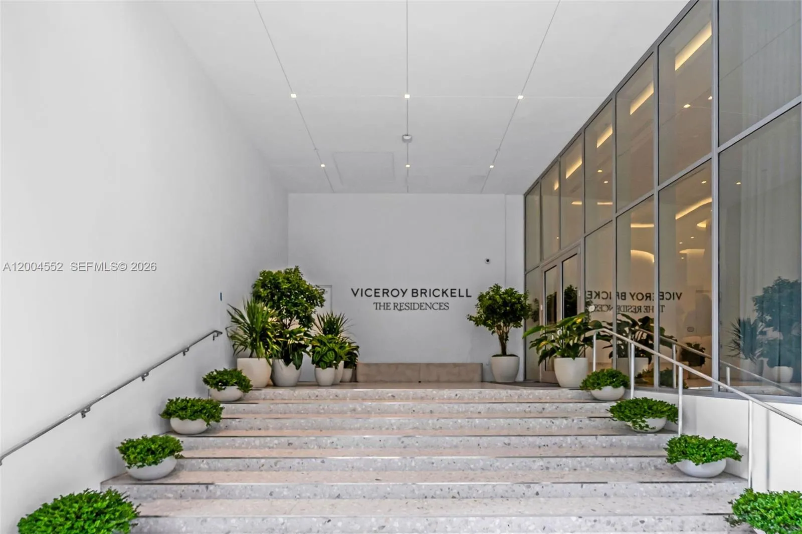 77 Se 5th St 3205, Miami, Florida 33131, Miami, Florida 33131, 1 Bedroom Bedrooms, ,1 BathroomBathrooms,Residential Lease,For Rent,77 Se 5th St 3205, Miami, Florida 33131,A12004552