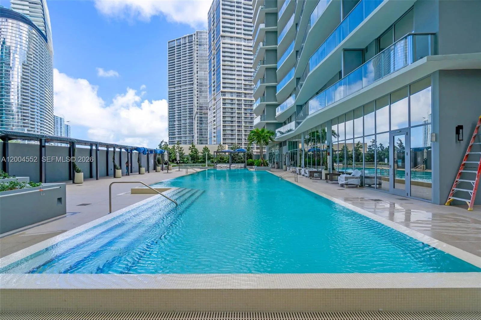 77 Se 5th St 3205, Miami, Florida 33131, Miami, Florida 33131, 1 Bedroom Bedrooms, ,1 BathroomBathrooms,Residential Lease,For Rent,77 Se 5th St 3205, Miami, Florida 33131,A12004552