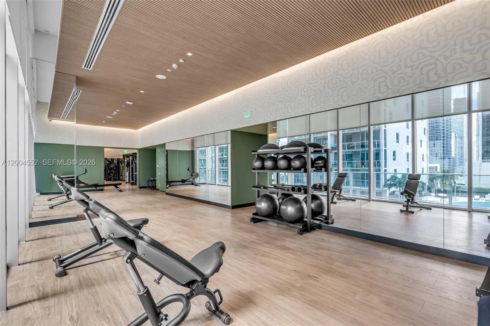 77 Se 5th St 3205, Miami, Florida 33131, Miami, Florida 33131, 1 Bedroom Bedrooms, ,1 BathroomBathrooms,Residential Lease,For Rent,77 Se 5th St 3205, Miami, Florida 33131,A12004552