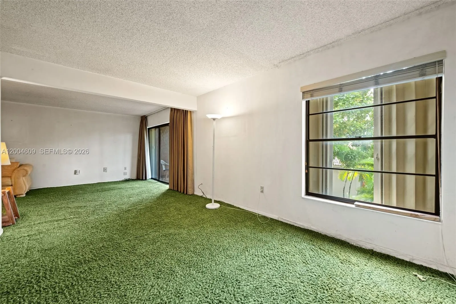 709 Curtiss Pkwy 23, Miami Springs, Florida 33166, Miami Springs, Florida 33166, 2 Bedrooms Bedrooms, ,2 BathroomsBathrooms,Residential,For Sale,709 Curtiss Pkwy 23, Miami Springs, Florida 33166,A12004609