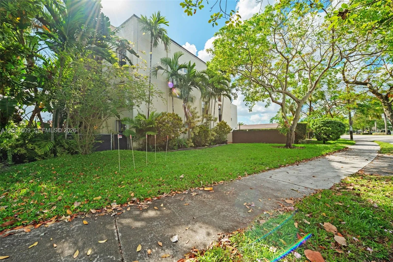 709 Curtiss Pkwy 23, Miami Springs, Florida 33166, Miami Springs, Florida 33166, 2 Bedrooms Bedrooms, ,2 BathroomsBathrooms,Residential,For Sale,709 Curtiss Pkwy 23, Miami Springs, Florida 33166,A12004609