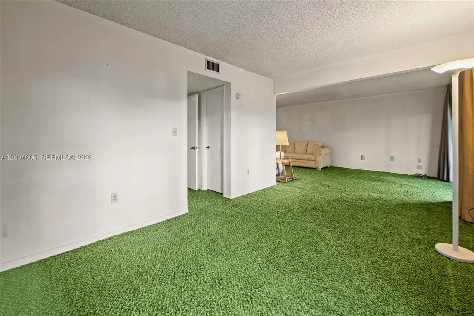 709 Curtiss Pkwy 23, Miami Springs, Florida 33166, Miami Springs, Florida 33166, 2 Bedrooms Bedrooms, ,2 BathroomsBathrooms,Residential,For Sale,709 Curtiss Pkwy 23, Miami Springs, Florida 33166,A12004609