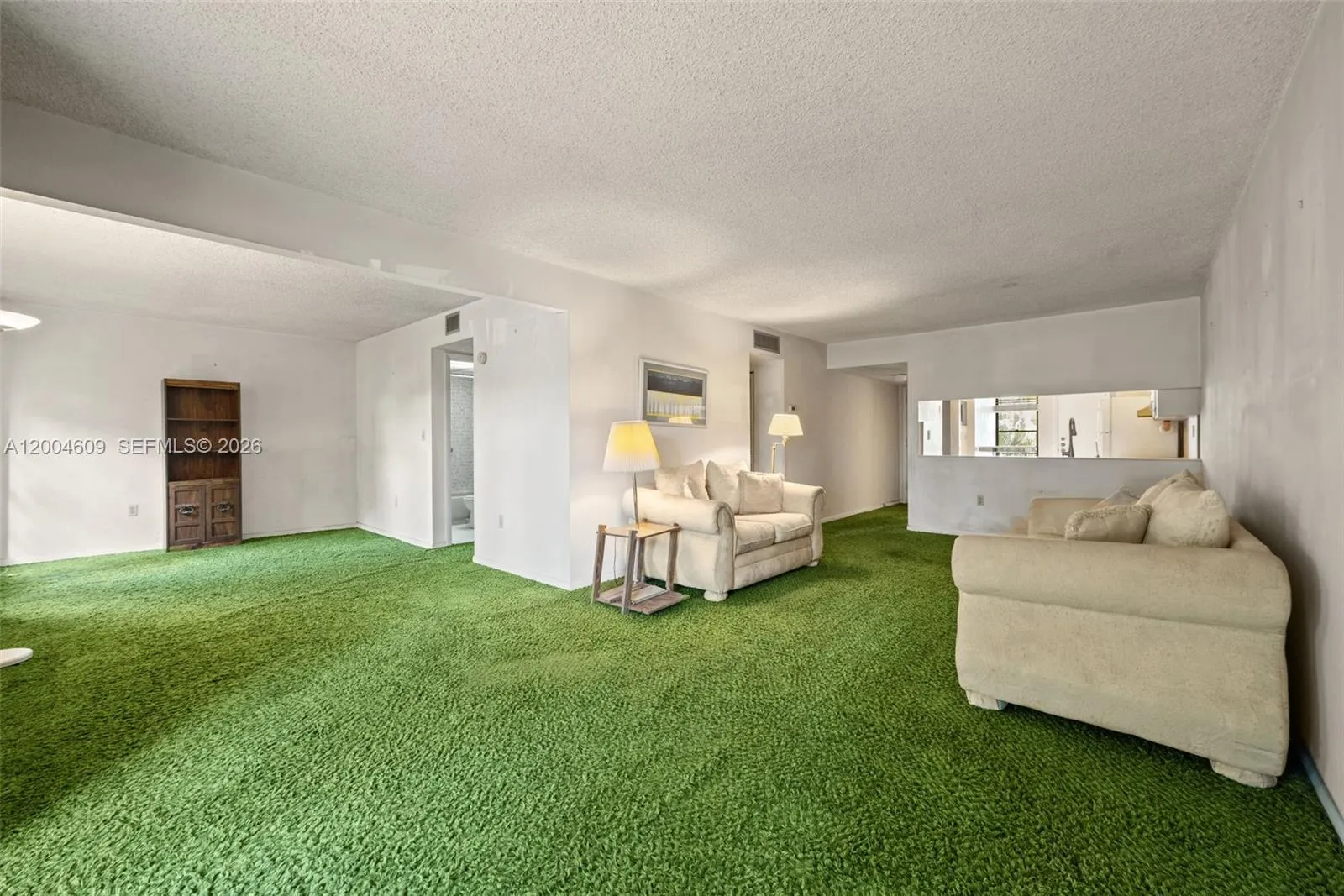 709 Curtiss Pkwy 23, Miami Springs, Florida 33166, Miami Springs, Florida 33166, 2 Bedrooms Bedrooms, ,2 BathroomsBathrooms,Residential,For Sale,709 Curtiss Pkwy 23, Miami Springs, Florida 33166,A12004609