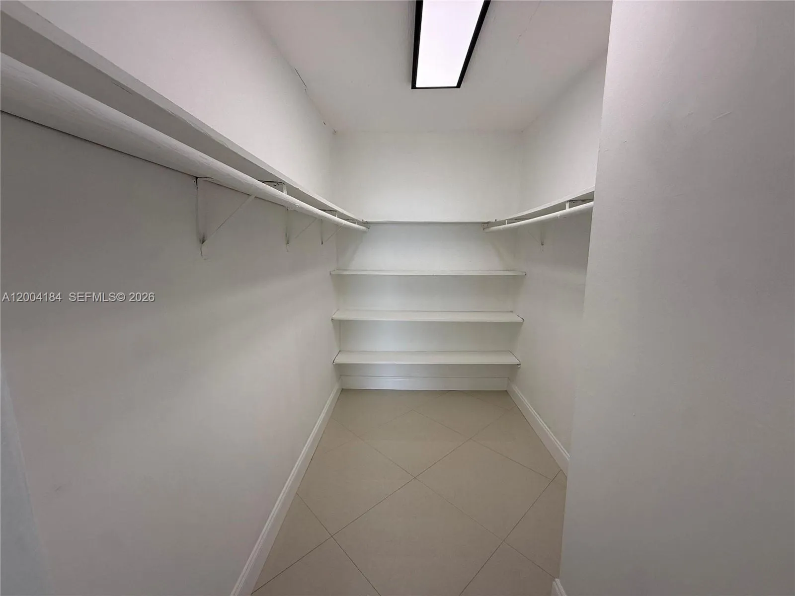 2350 Ne 135th St 1207, North Miami, Florida 33181, North Miami, Florida 33181, 1 Bedroom Bedrooms, ,1 BathroomBathrooms,Residential Lease,For Rent,2350 Ne 135th St 1207, North Miami, Florida 33181,A12004184