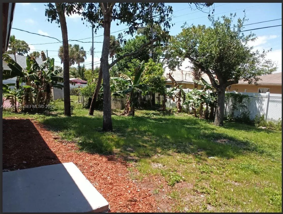 Fort Lauderdale, Florida 33311, 3 Bedrooms Bedrooms, ,2 BathroomsBathrooms,Residential,For Sale,A12004185