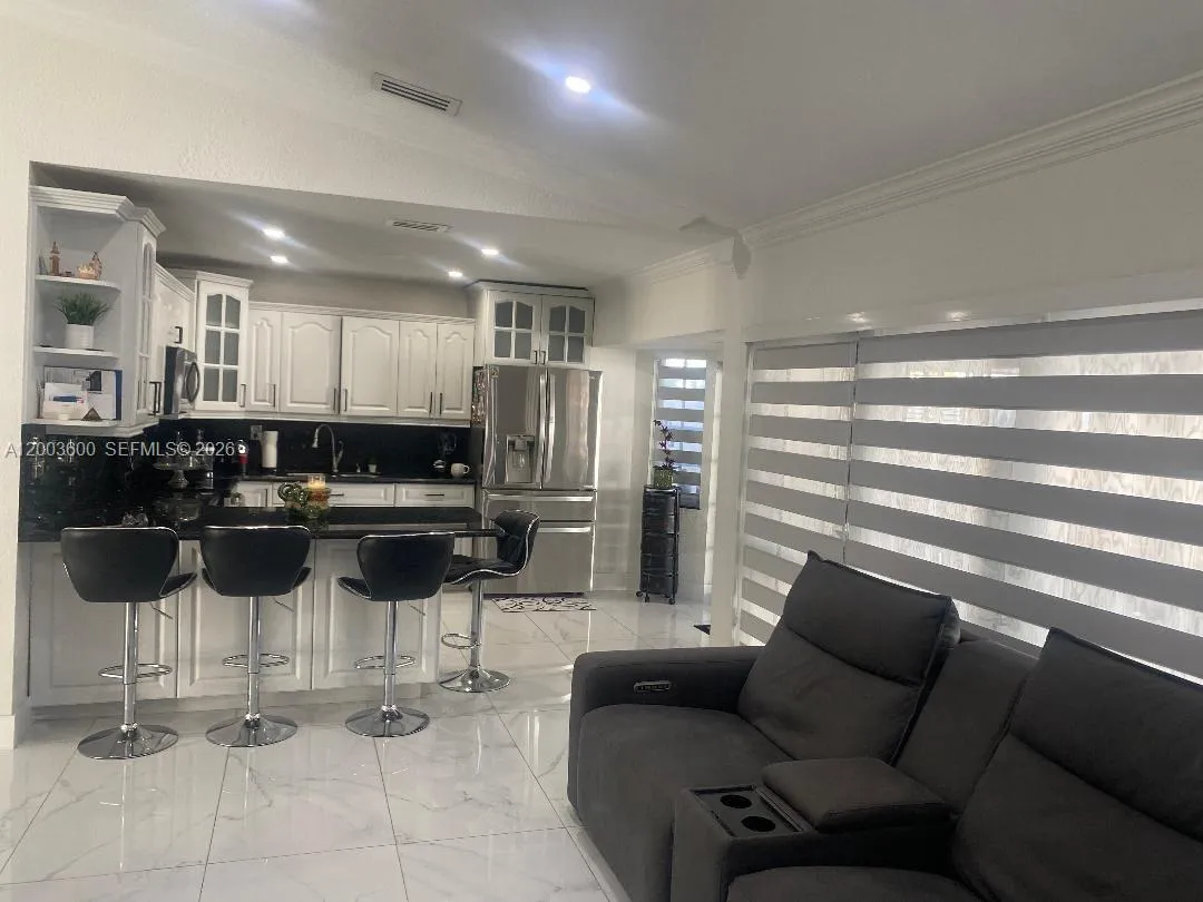 17075 Sw 145th Ave, Miami, Florida 33177, Miami, Florida 33177, 3 Bedrooms Bedrooms, ,2 BathroomsBathrooms,Residential,For Sale,17075 Sw 145th Ave, Miami, Florida 33177,A12003600