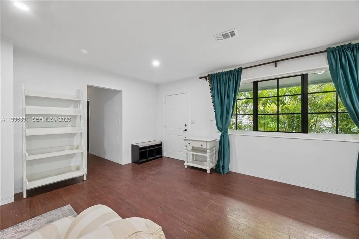 3490 William Ave, Miami, Florida 33133, Miami, Florida 33133, 4 Bedrooms Bedrooms, ,2 BathroomsBathrooms,Residential Lease,For Rent,3490 William Ave, Miami, Florida 33133,A11996891