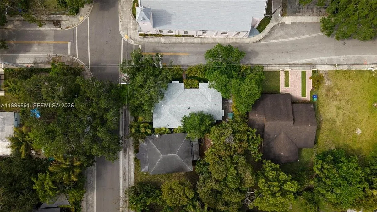 3490 William Ave, Miami, Florida 33133, Miami, Florida 33133, 4 Bedrooms Bedrooms, ,2 BathroomsBathrooms,Residential Lease,For Rent,3490 William Ave, Miami, Florida 33133,A11996891