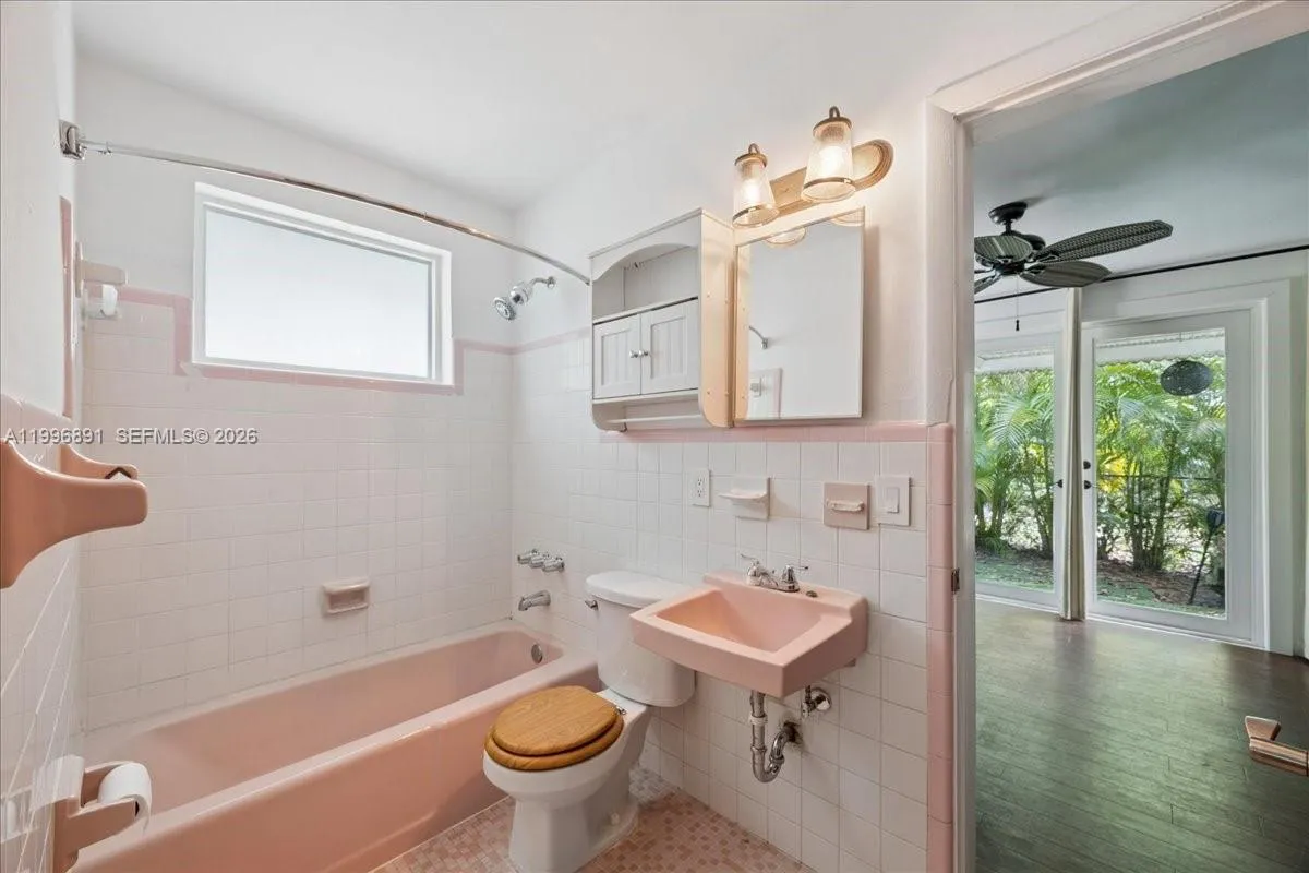 3490 William Ave, Miami, Florida 33133, Miami, Florida 33133, 4 Bedrooms Bedrooms, ,2 BathroomsBathrooms,Residential Lease,For Rent,3490 William Ave, Miami, Florida 33133,A11996891