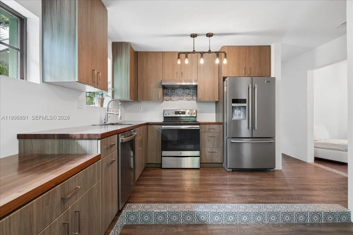 3490 William Ave, Miami, Florida 33133, Miami, Florida 33133, 4 Bedrooms Bedrooms, ,2 BathroomsBathrooms,Residential Lease,For Rent,3490 William Ave, Miami, Florida 33133,A11996891