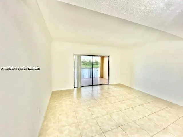 5200 Nw 31st Ave 32, Fort Lauderdale, Florida 3330, Fort Lauderdale, Florida 33309, 2 Bedrooms Bedrooms, ,2 BathroomsBathrooms,Residential Lease,For Rent,5200 Nw 31st Ave 32, Fort Lauderdale, Florida 3330,A12004651