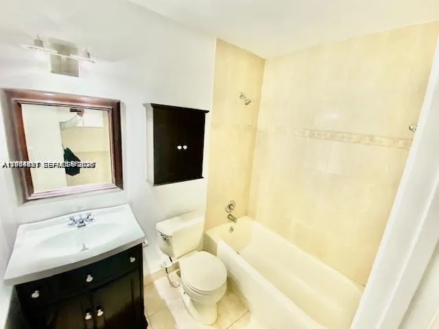 5200 Nw 31st Ave 32, Fort Lauderdale, Florida 3330, Fort Lauderdale, Florida 33309, 2 Bedrooms Bedrooms, ,2 BathroomsBathrooms,Residential Lease,For Rent,5200 Nw 31st Ave 32, Fort Lauderdale, Florida 3330,A12004651