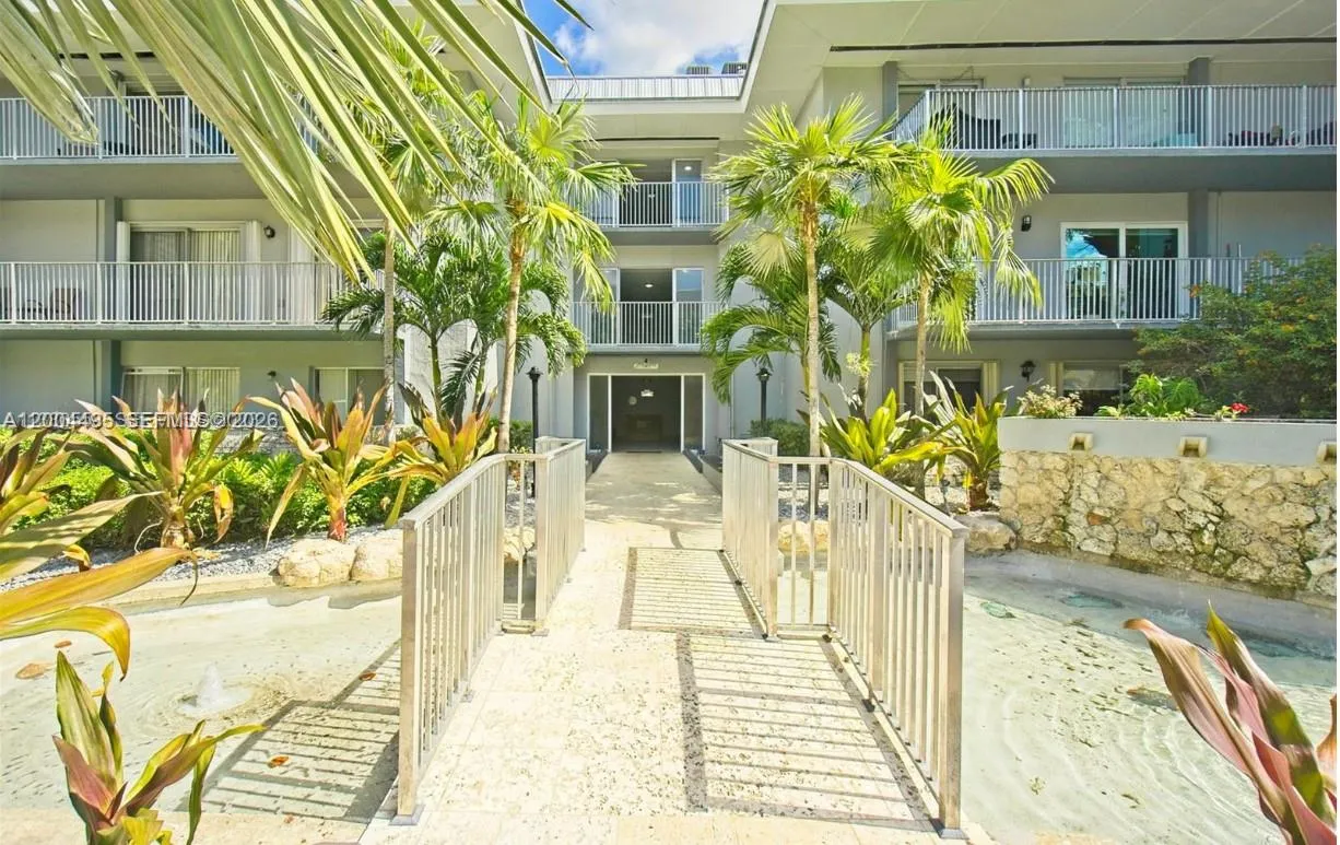 7401 Sw 82nd St 207s, Miami, Florida 33143, Miami, Florida 33143, 1 Bedroom Bedrooms, ,1 BathroomBathrooms,Residential Lease,For Rent,7401 Sw 82nd St 207s, Miami, Florida 33143,A12004495