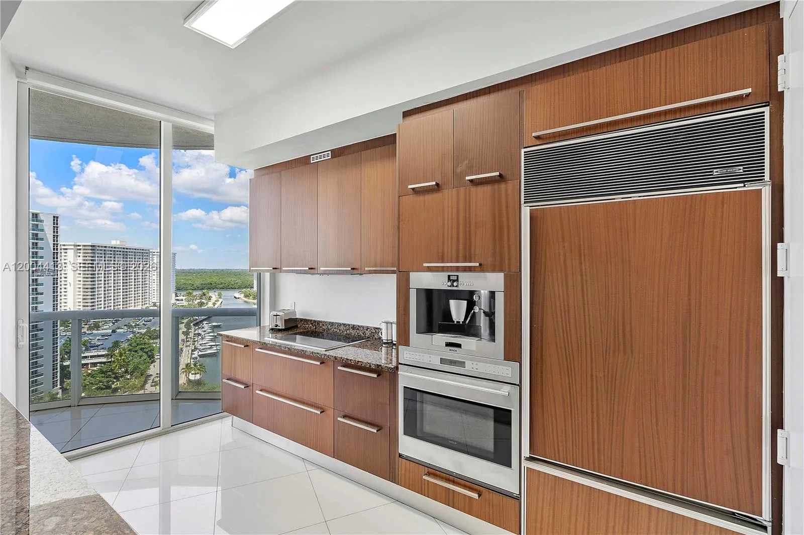 15811 Collins Ave 1205, Sunny Isles Beach, Florida, Sunny Isles Beach, Florida 33160, 2 Bedrooms Bedrooms, ,2 BathroomsBathrooms,Residential Lease,For Rent,15811 Collins Ave 1205, Sunny Isles Beach, Florida,A12004413