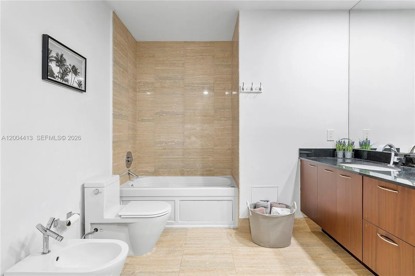 15811 Collins Ave 1205, Sunny Isles Beach, Florida, Sunny Isles Beach, Florida 33160, 2 Bedrooms Bedrooms, ,2 BathroomsBathrooms,Residential Lease,For Rent,15811 Collins Ave 1205, Sunny Isles Beach, Florida,A12004413