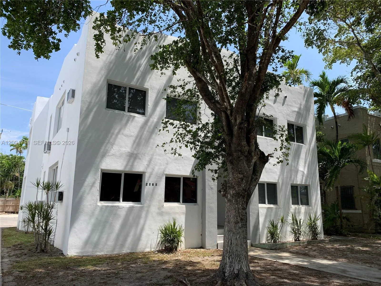 2161 Sw 14th Ter 2, Miami, Florida 33145, Miami, Florida 33145, 2 Bedrooms Bedrooms, ,1 BathroomBathrooms,Residential Lease,For Rent,2161 Sw 14th Ter 2, Miami, Florida 33145,A12004711