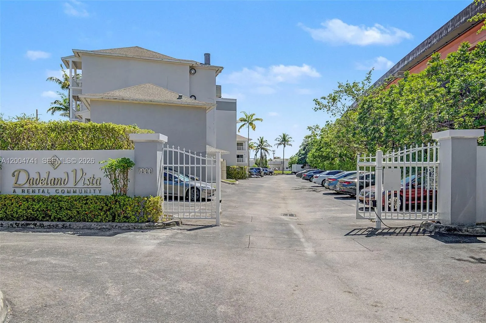 7000 Sw 80th St 104, Miami, Florida 33143, Miami, Florida 33143, 1 Bedroom Bedrooms, ,1 BathroomBathrooms,Residential Lease,For Rent,7000 Sw 80th St 104, Miami, Florida 33143,A12004741