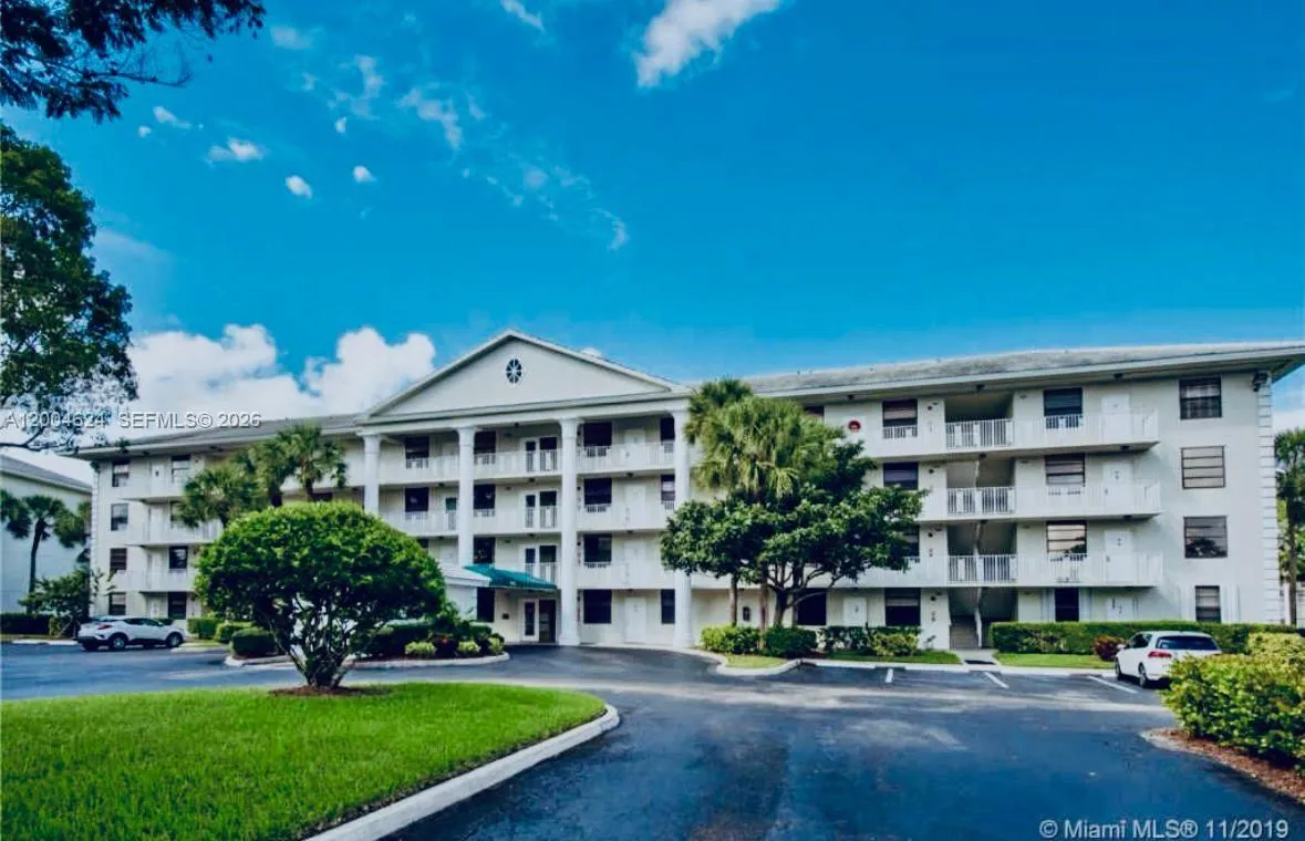 1721 Whitehall Dr 101, Davie, Florida 33324, Davie, Florida 33324, 2 Bedrooms Bedrooms, ,2 BathroomsBathrooms,Residential,For Sale,1721 Whitehall Dr 101, Davie, Florida 33324,A12004624