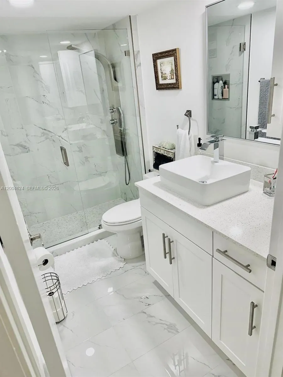 1721 Whitehall Dr 101, Davie, Florida 33324, Davie, Florida 33324, 2 Bedrooms Bedrooms, ,2 BathroomsBathrooms,Residential,For Sale,1721 Whitehall Dr 101, Davie, Florida 33324,A12004624