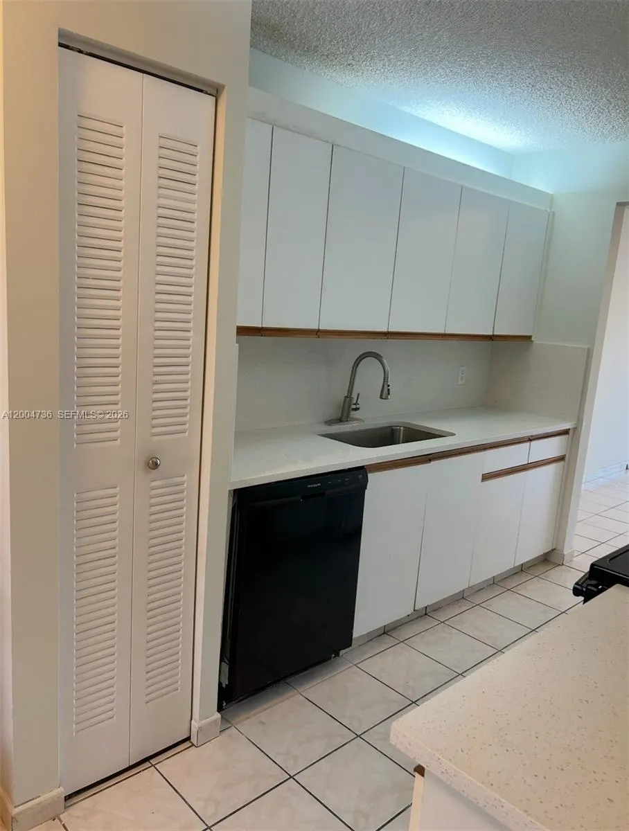 12501 Sw 14th St 315r, Pembroke Pines, Florida 330, Pembroke Pines, Florida 33027, 2 Bedrooms Bedrooms, ,2 BathroomsBathrooms,Residential Lease,For Rent,12501 Sw 14th St 315r, Pembroke Pines, Florida 330,A12004736 12501 Sw 14th St 315r, Pembroke Pines, Florida 330, Pembroke Pines, Florida 33027, 2 Bedrooms Bedrooms, ,2 BathroomsBathrooms,Residential Lease,For Rent,12501 Sw 14th St 315r, Pembroke Pines, Florida 330,A12004736