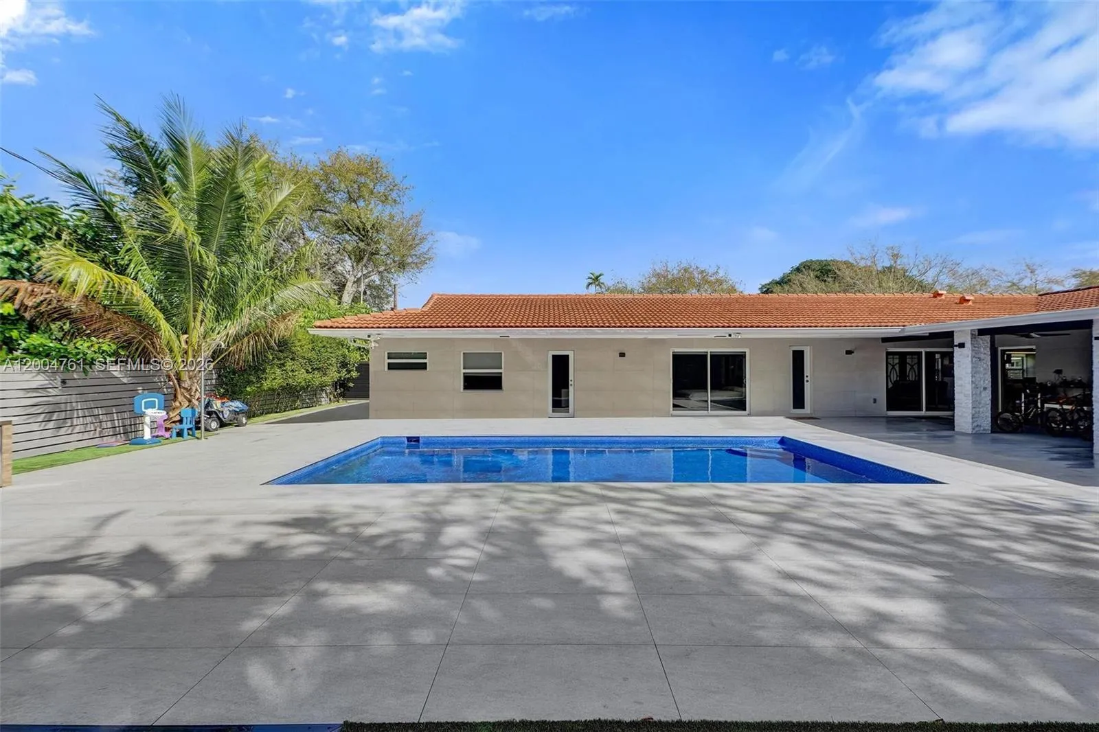 2126 Ne 187th St, North Miami Beach, Florida 33179, North Miami Beach, Florida 33179, 5 Bedrooms Bedrooms, ,3 BathroomsBathrooms,Residential,For Sale,2126 Ne 187th St, North Miami Beach, Florida 33179,A12004761